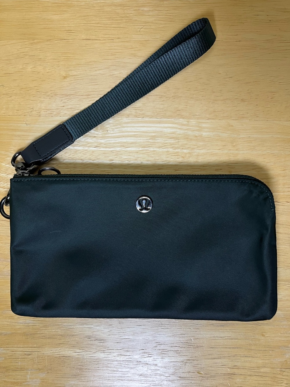 Lululemon Now and Always Pouch
Rainforest Green Black Activewear Sporty Clutch